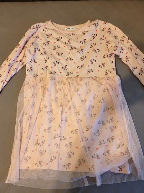 Šaty sinsay-6 kusov-veľ.140 - super stav, sinsay,140