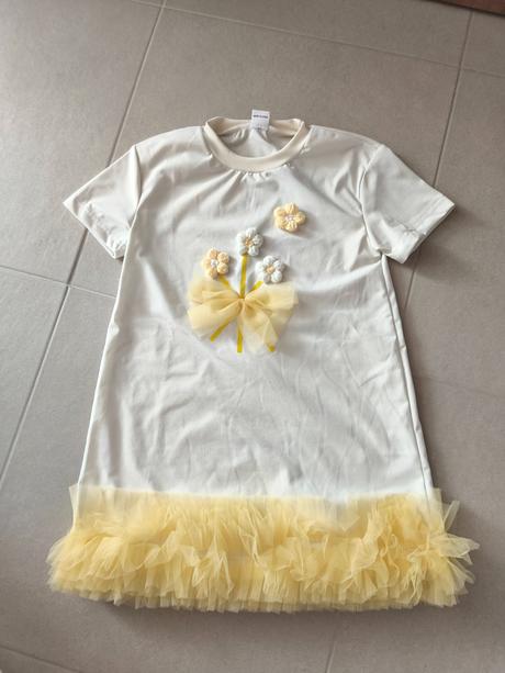 Dievčenské šatky, 110