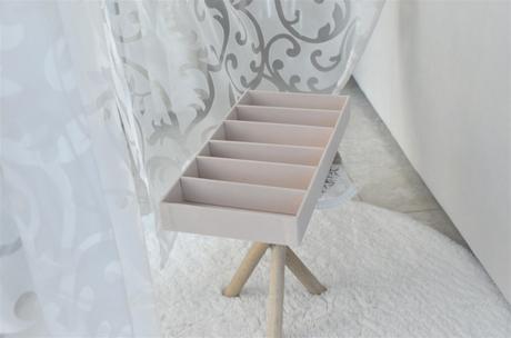 Semišový organizér na okuliare, 