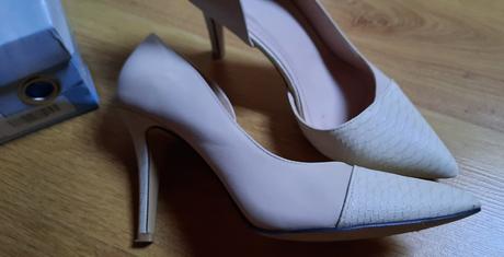 Elegantné zaujímavé lodičky, marco tozzi,39