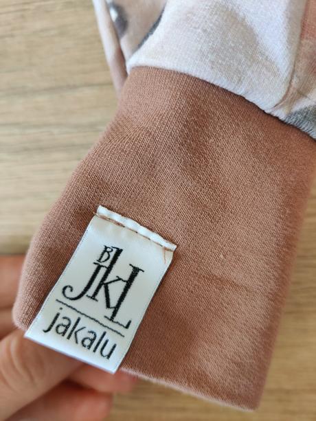 Tepláky na traky jakalu, 68