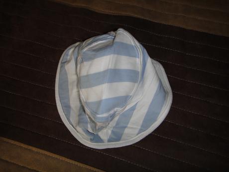 Súpravička -opalovačky, tričko a klobúčik, f&f,62