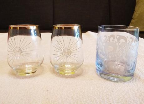 Pohariky, objem cca 1dl cena spolu,