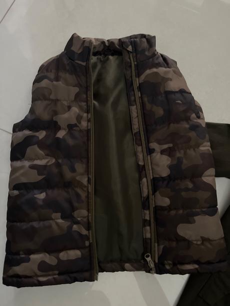 Bunda  s vestou, 122