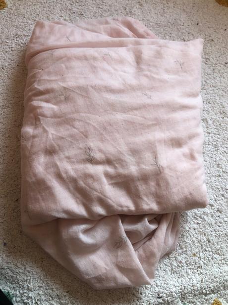 Bledoružová kvetovaná bavlnená plachta s gumou, šírka (cm): 180,dĺžka (cm): 200