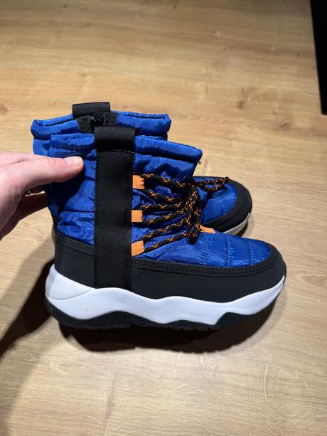 Zimné snehule reserved 32, reserved,32