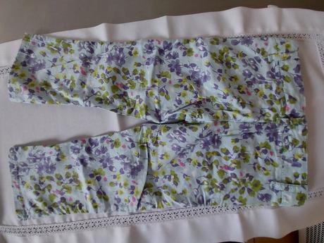 Krasne 7/8nohavicky, benetton,110