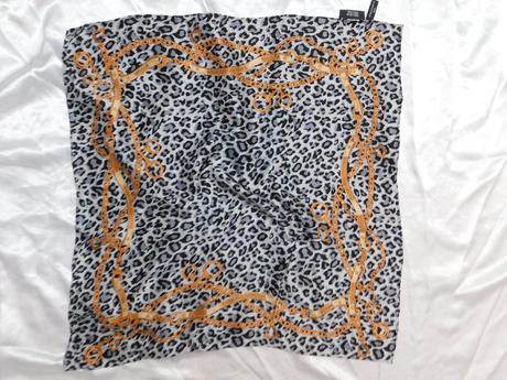 Kvalitná luxusna hodvabna elegantná šatka, m