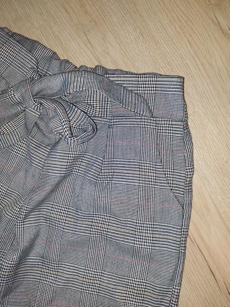 Štýlové nohavice, 158