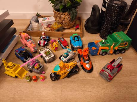 Paw patrol patrola set, 