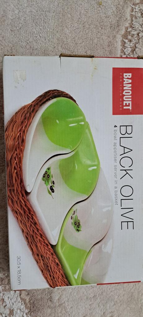 Tacky na servírovanie misky,