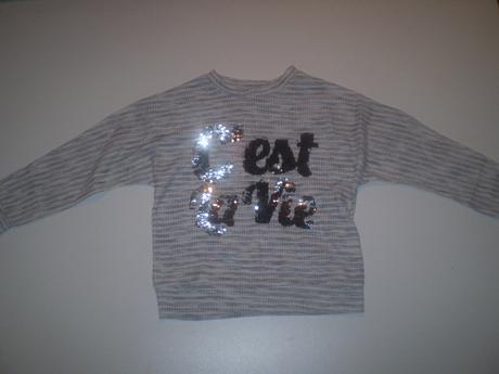 Pulovrík otáčací nápis, 152