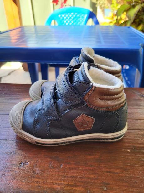 Topanky+doporučené poštovné, deichmann,25
