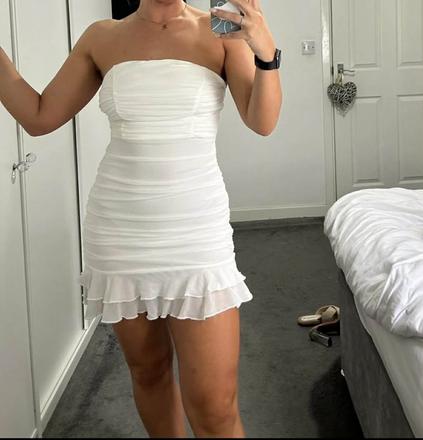 Biele mini šaty veľkosť s, s