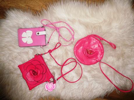 Moderná kožená kabelka v tvare kvetu,