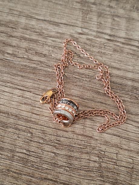 Náhrdelník s príveskom, 