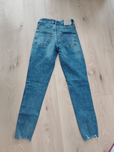 Zara obtiahnute uzasne rifle xs a s sadnu, zara,s