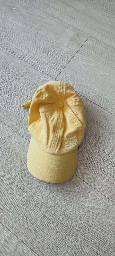 Šiltovka s výšivkou, reserved,110