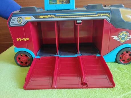 Paw patrol záchranný autobus,