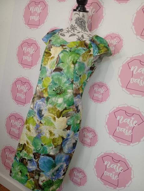 Kvietkované šaty, 38