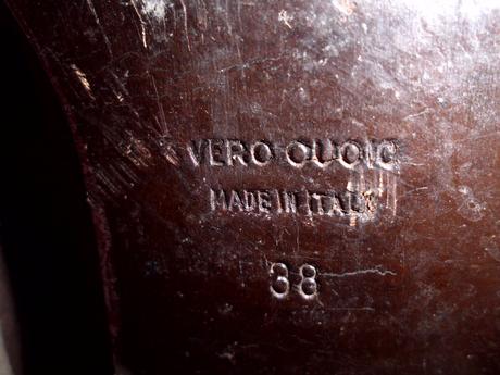 La nouvelle di rosini kožené, 38