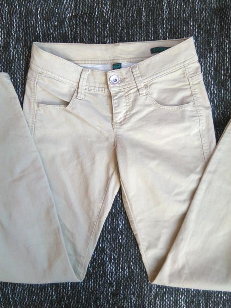 Džegínsy, benetton,24