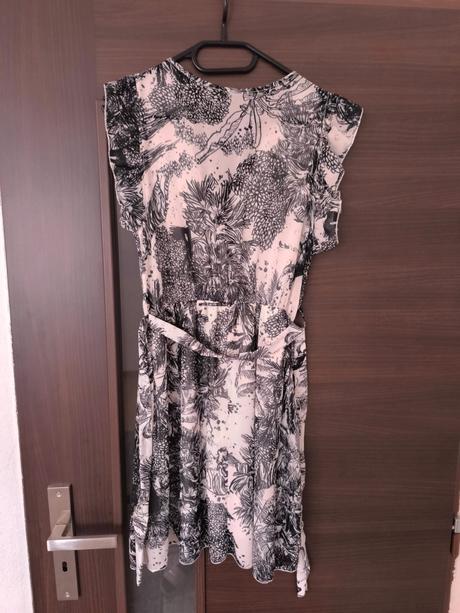 Letne saty xs/s, gate,34