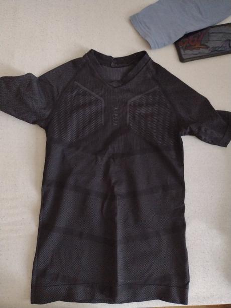 Funkčné tricko-natelnik, decathlon,152