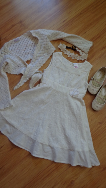 Slávnostné šaty peacocks, 110