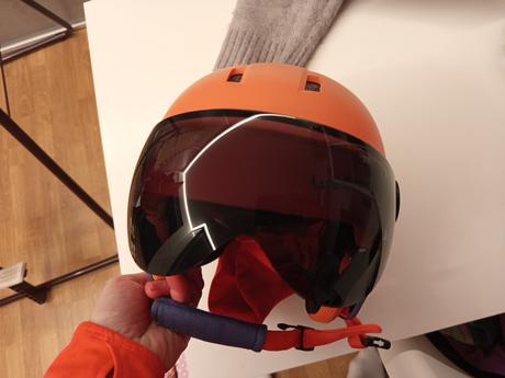 Lyžiarska prilba 53-56cm, 