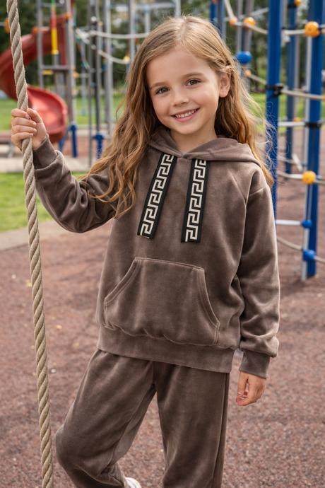 Dievčenský velúrový komplet, 92 / 122