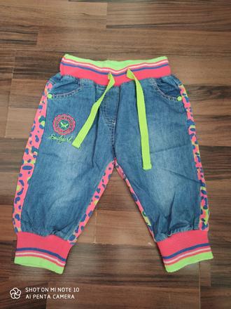 Trojstvrtaky dizajn riflovy, 110