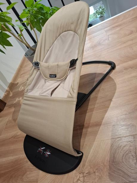 Ergonomické lehátko babybjörn,