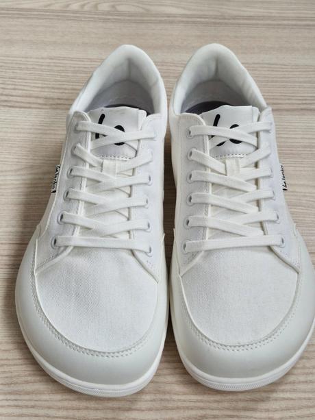 Rebound - all white  42 y194, be lenka,42