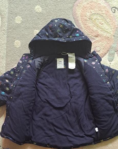 Bunda s rukavicami - nova, sinsay,140