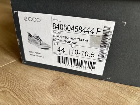 Letne tenisky, ecco,44