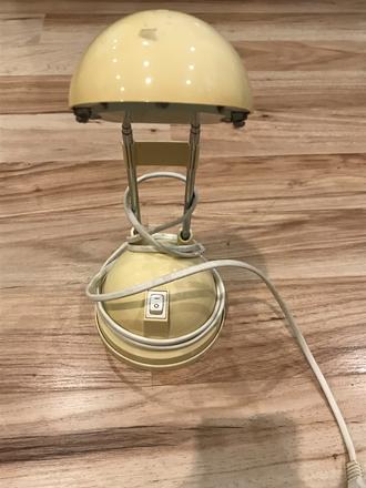 Stolová lampa s nastaviteľnou výškou, 