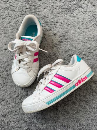Biele tenisky adidas v.31, adidas,31