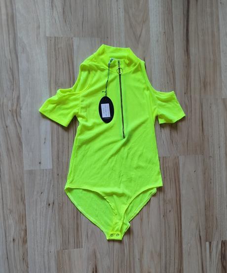 Dámske body, l