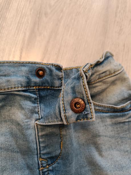 Riflové kraťasy, next,104