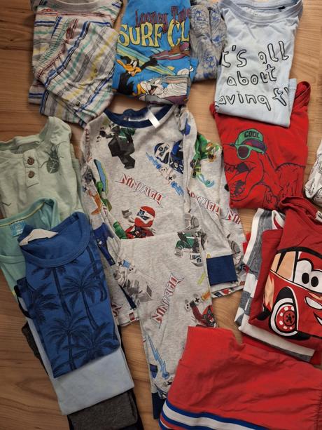 Balik oblecenia chlapec 98 - 104, 104–116