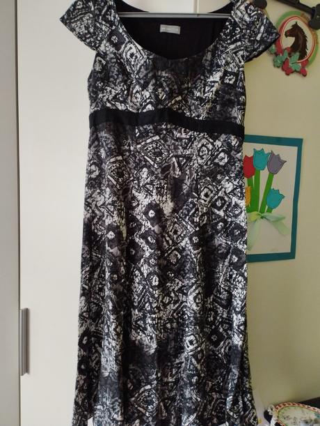 Bieločierne šaty per una m/10, m