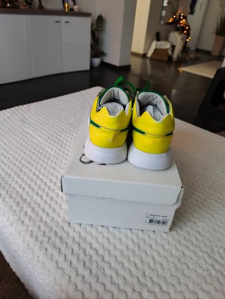 Tenisky zn.guess č.37, guess,37