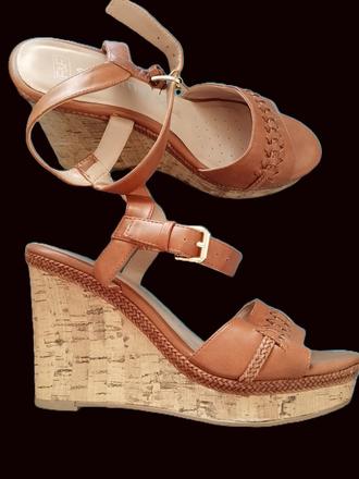 Sandalky na platforme, f&f,39