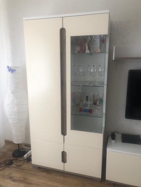 Obývacia stena s podsvietením,