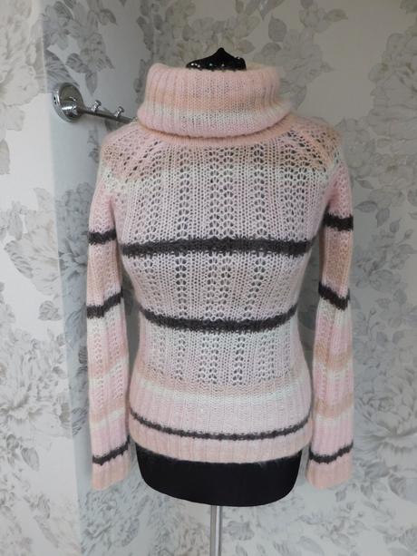 Pekny moherovy pulover, 36