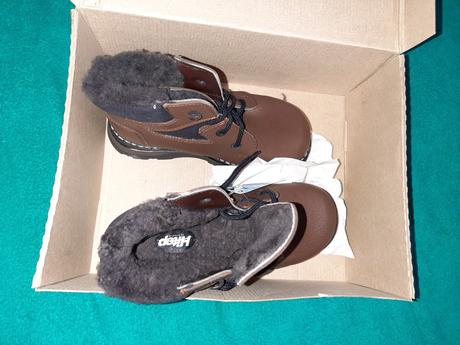 Slovenske zimne topanky, 32