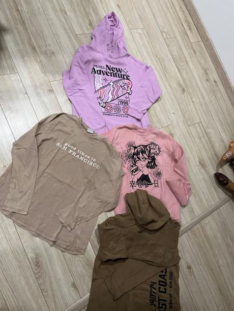 3 mikiny a tricko 158/164, 158