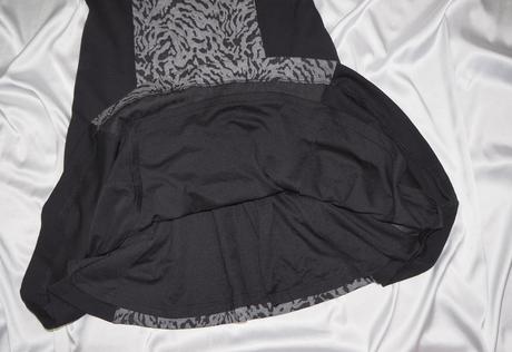 Luxusné úpletové šaty comma, 40