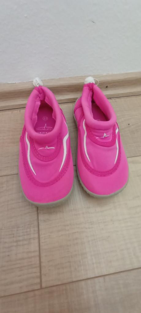 Topánky do vody, 27